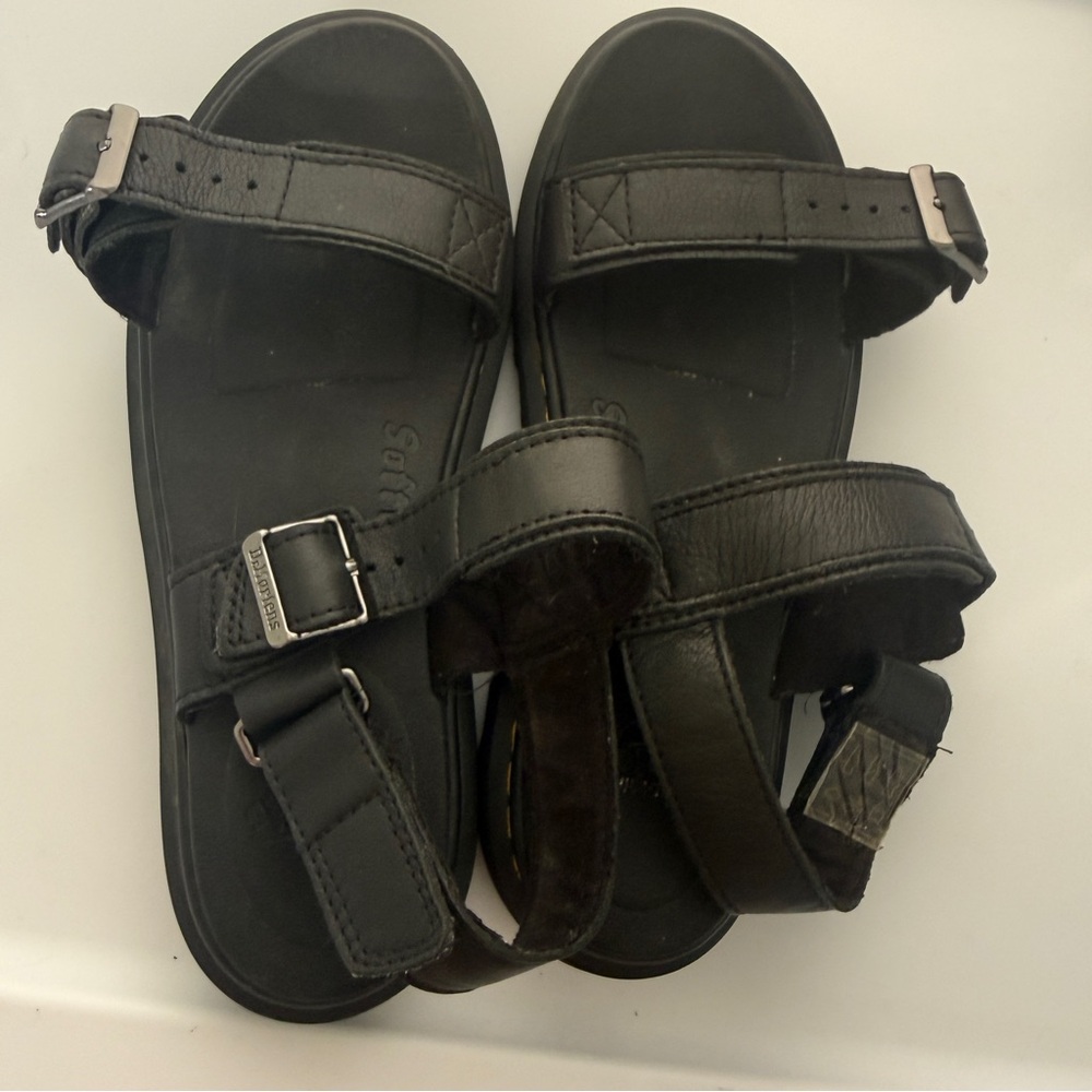 Dr. Martens Kyle J Black Leather Adjustable Strap Sandals M4/W5 Unisex - Picture 8 of 9